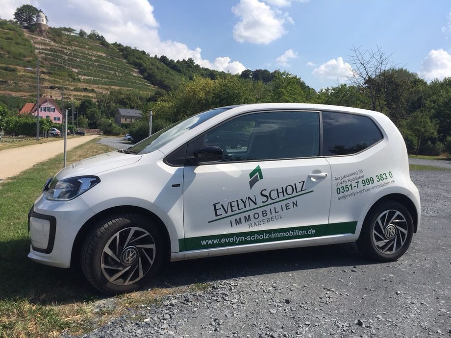 Evelyn Scholz Immobilien. Ihr Makler in Radebeul, Moritzburg, Dresden und Umgebung