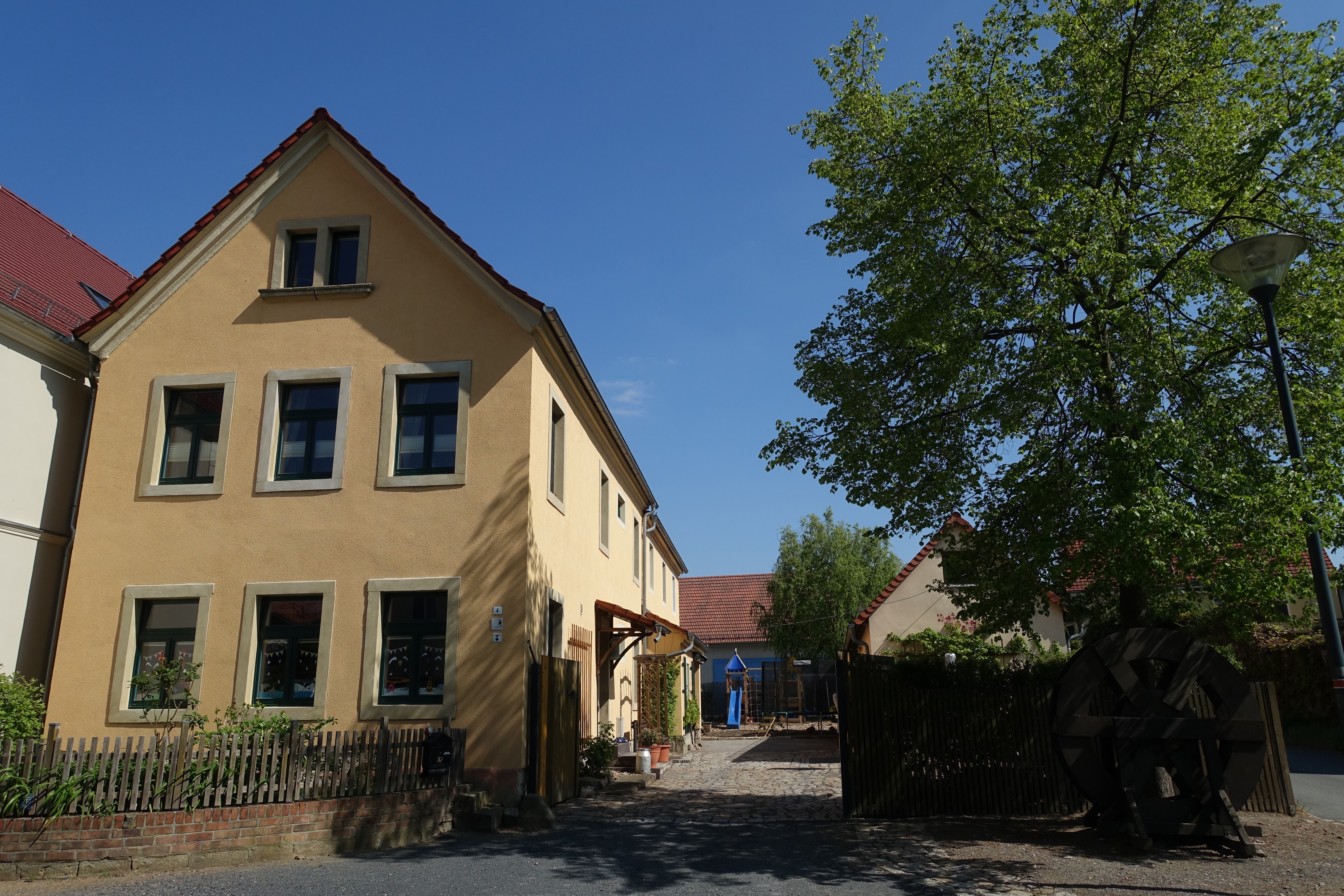 Verkauf vollsaniertes Gutshaus